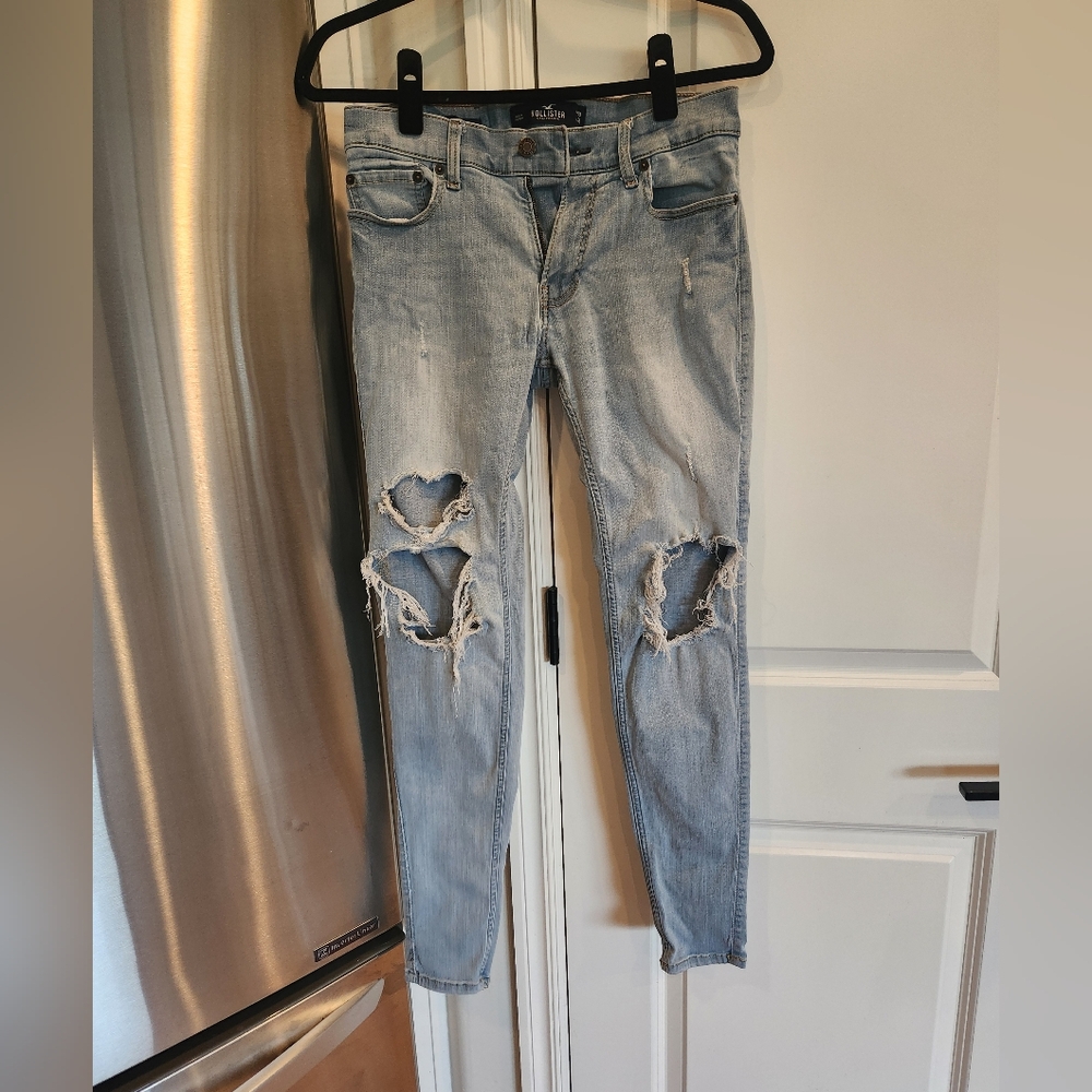 Hollister Super Skinny Torn Jeans